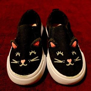 Black kitty cat sneakers size 7